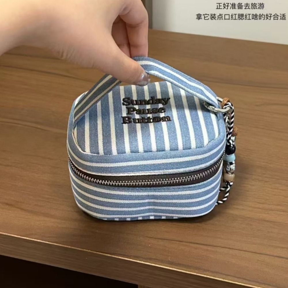 Boîte de rangement carrée à ra - Cosmetic Bags avis et prix