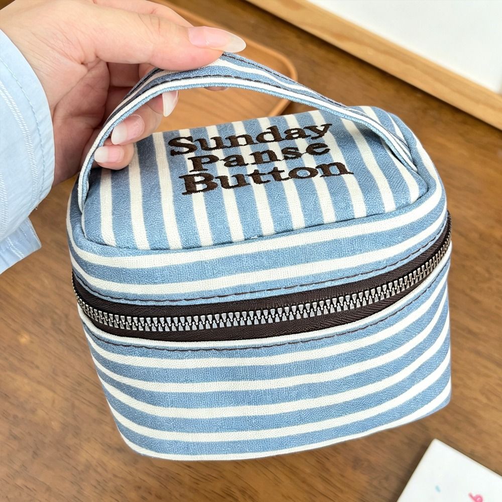 Boîte de rangement carrée à ra - Cosmetic Bags avis et prix
